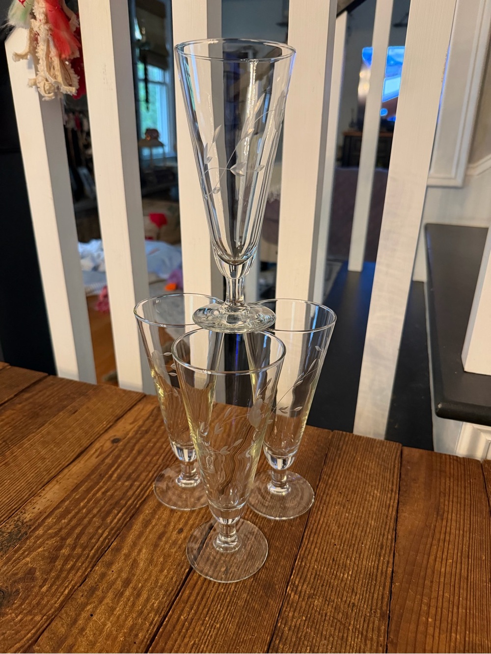 Set of (4) vintage Princess House Heritage Pilsner glasses